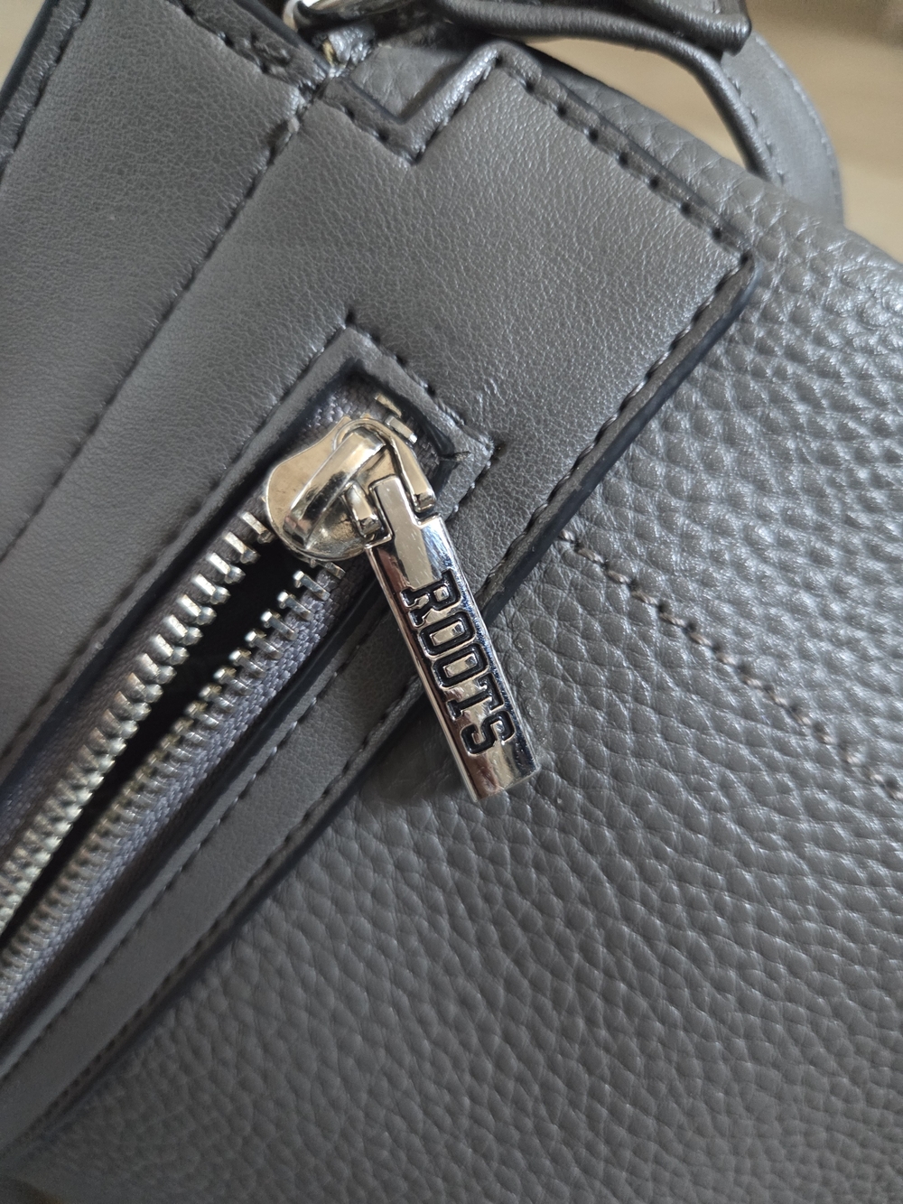 ROOTS Crossbody Bag - Picture 9 of 9